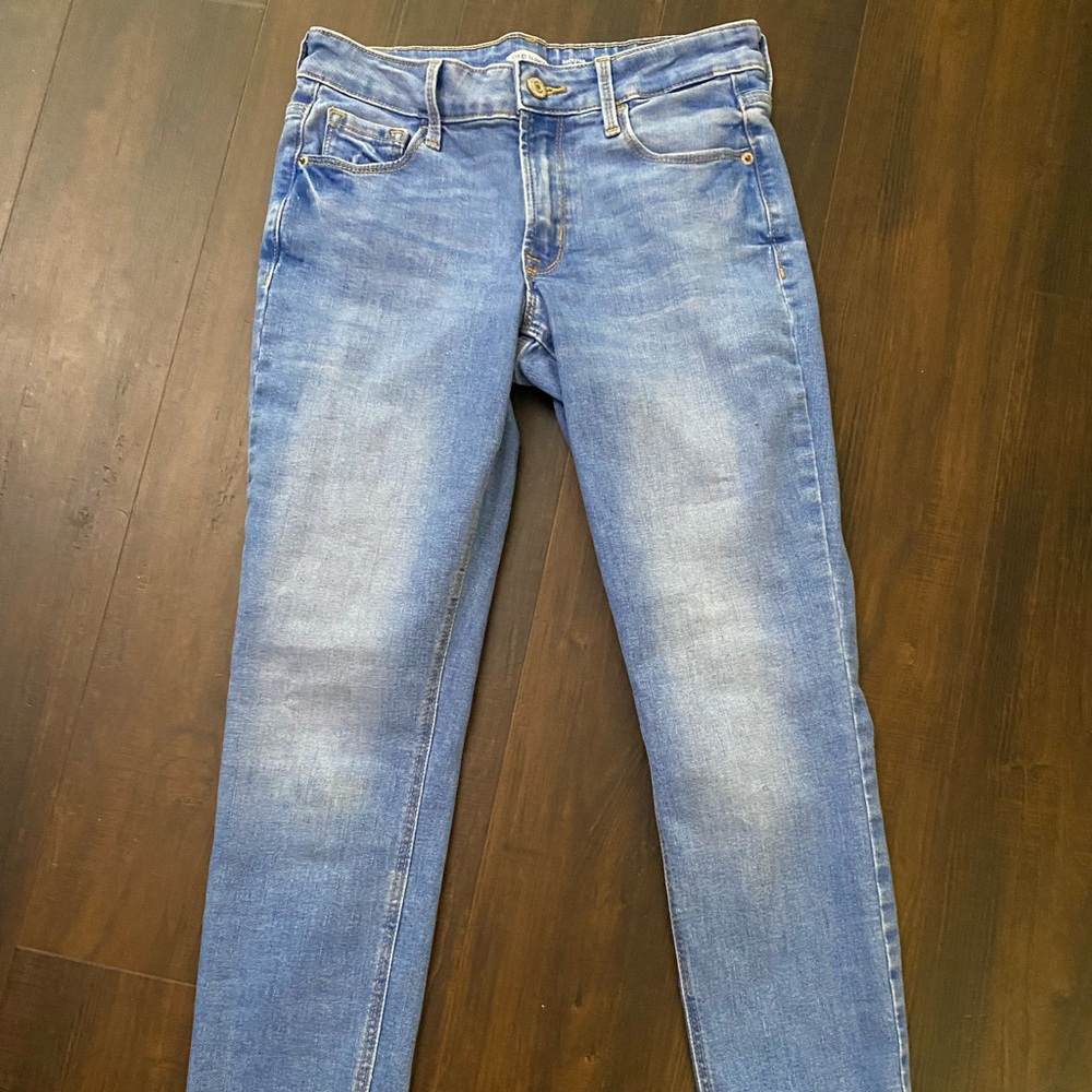 Old Navy Rock Star Super Skinny Mid-Rise Size 0 regular. Very good condition